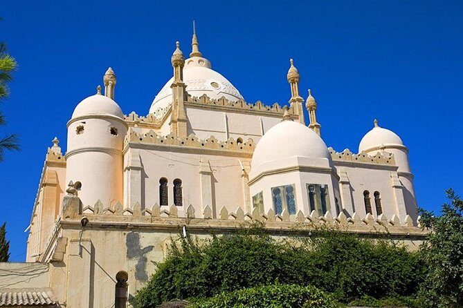 From Hammamet or Tunis: Carthage, Bardo, Sidi Bou said and Medina - Inside Tunis Medina: Beb Bhar, Zitouna Mosque, and Market Stops