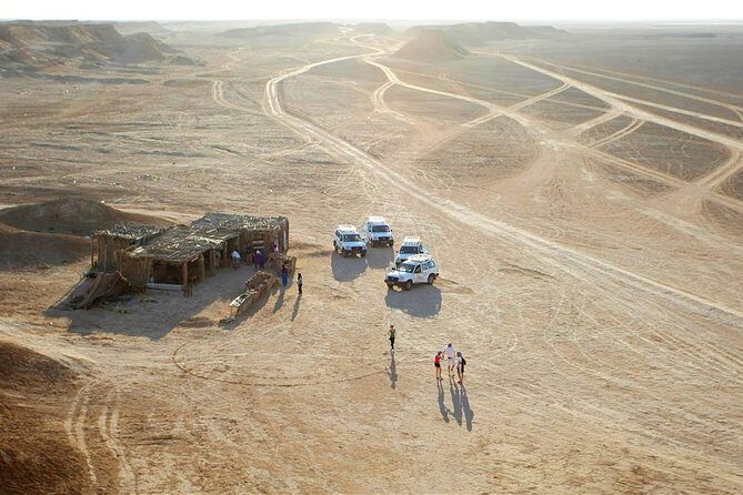 From Tunis: Star Wars 5 day tour - Day 1 in Kairouan and Tozeur: Mosques, Medina Streets, and Jerid Culture