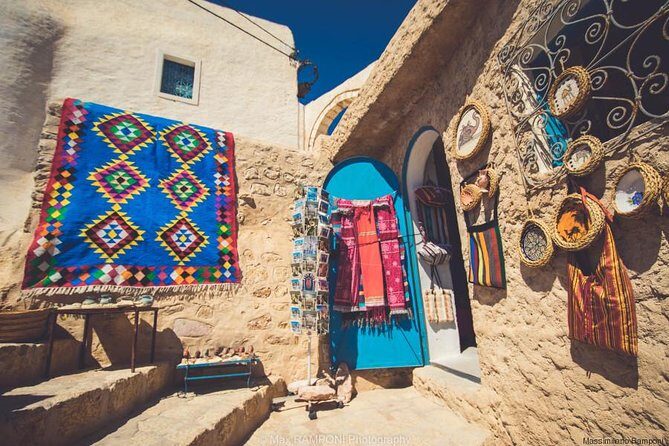 Out of time Berber villages Tekrouna and Zriba Alia - Zriba El Alia (Upper Zriba) and Sidi Abdelkader’s Mausoleum Ruins