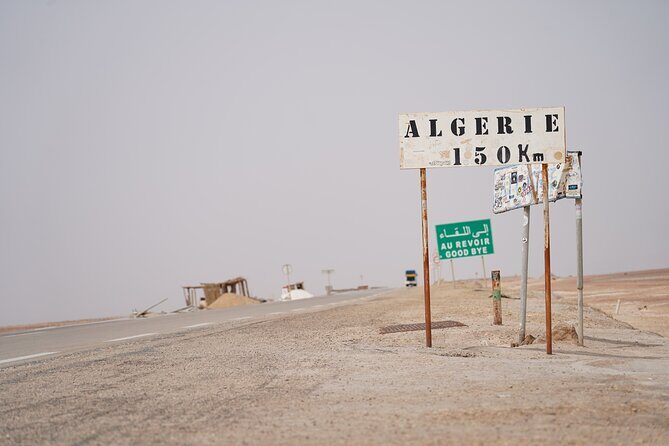 Private 3 Day Tour in Southern Tunisia or More - Tozeur town walk, oasis time, and Chak Wak Park