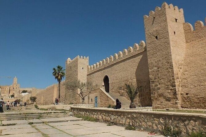 Private and Guided Tour to Kairouan and El Jem and Monastir - Timing, comfort, and what to pack for an 8-hour circuit