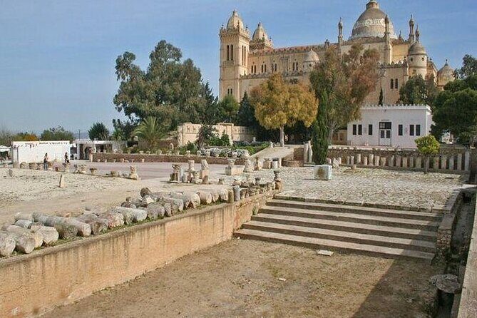 Private tour: Medina,Carthage ,Sidi Bou Said, Bardo Museum+lunch - Lunch: included, local, and often the day’s reset button