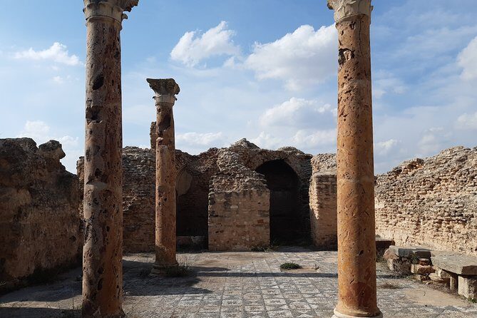 Roman Archeology Guided Tour Thuburbo Majus & Uthina - Thuburbo Majus: Capitol Columns, Forum Stairs, and Two Bath Seasons