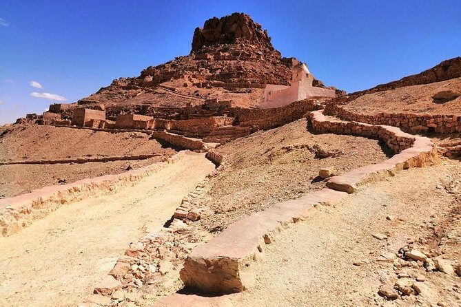 The Wonders of Tunisia: 8 days / 7 nights - Sleep like you mean it: caravansérail, gîte, tent, and hotel