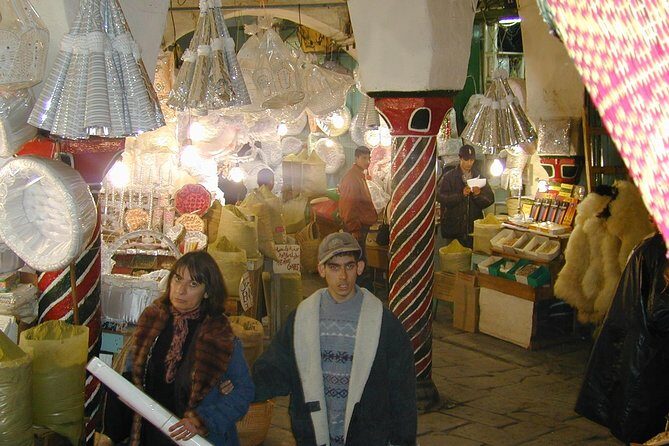 Walking city tour - Foundouk al Attarine and the souk logic